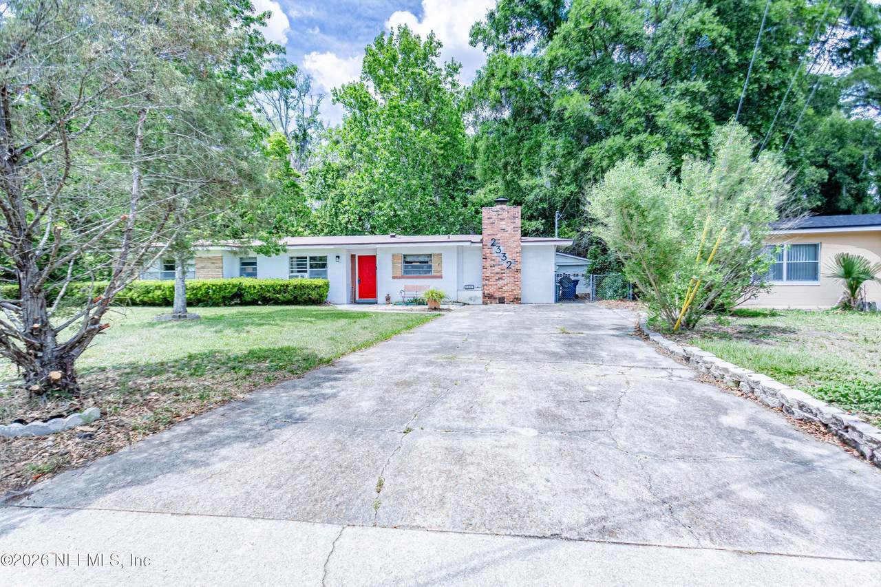 2332 Buttonwood Drive - Photo 1