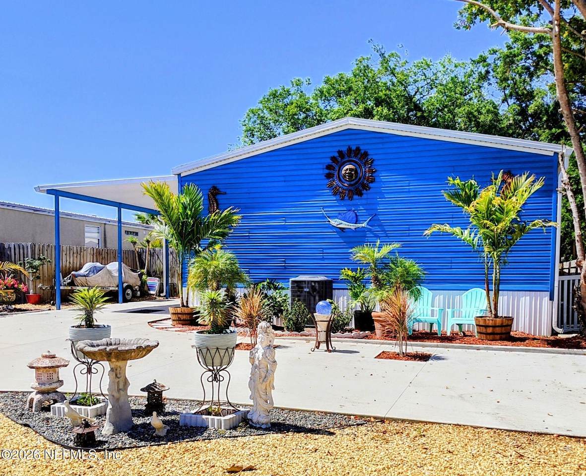 137 Lewis Street - Photo 1