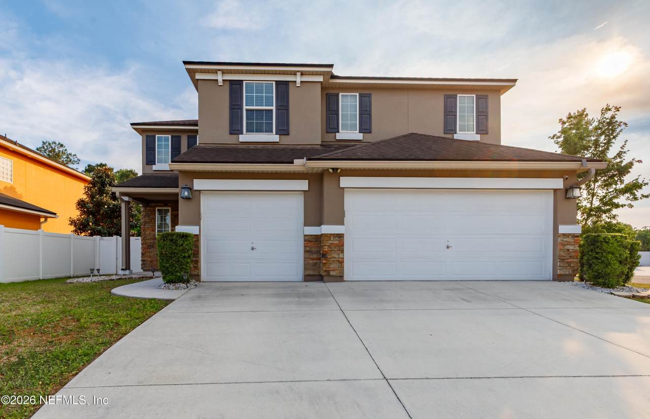 1252 Luffness Drive - Photo 1