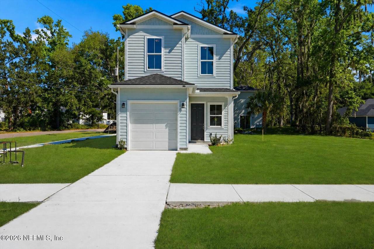 2985 Snell Street - Photo 1