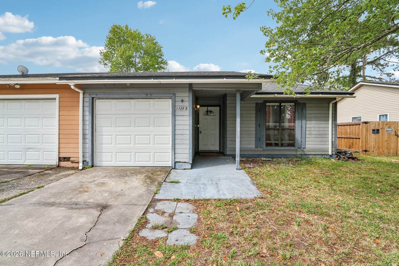 1328 Bay Hill Boulevard - Photo 1