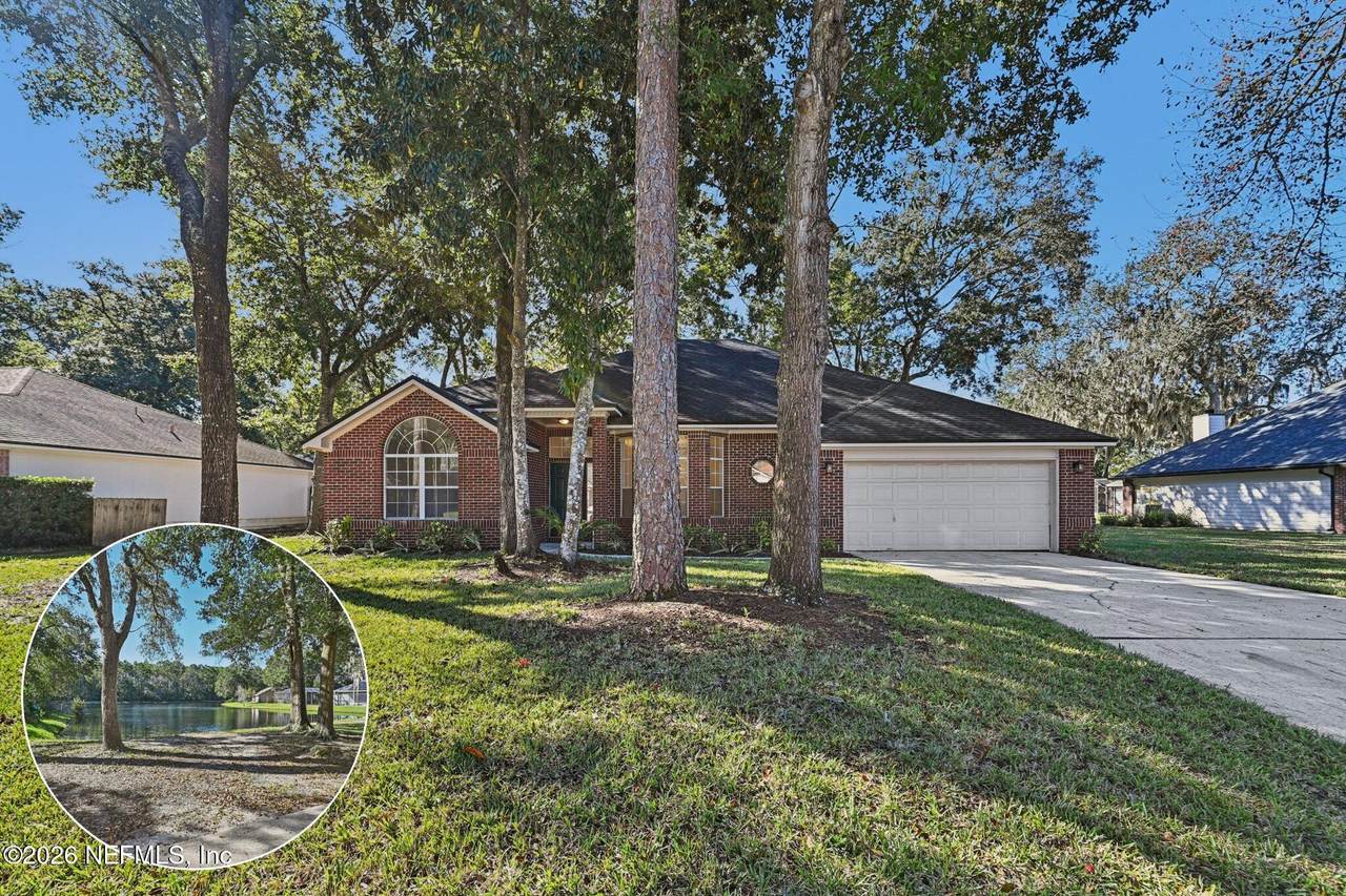 208 Honeysuckle Way - Photo 1