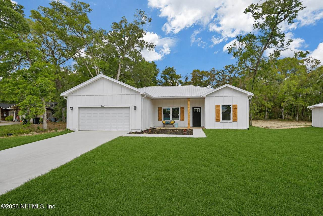 7467 Donald Street - Photo 1