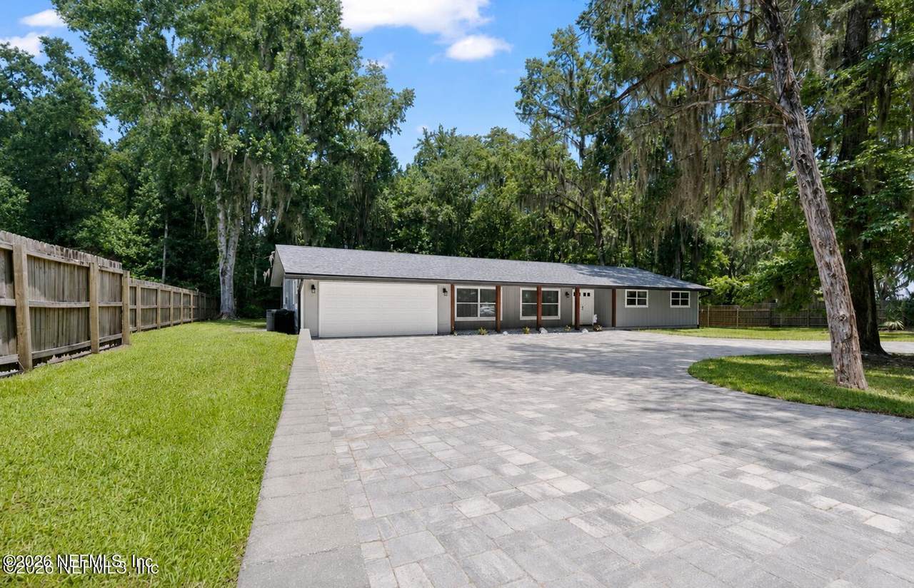 3959 Doctors Lake Drive - Photo 1