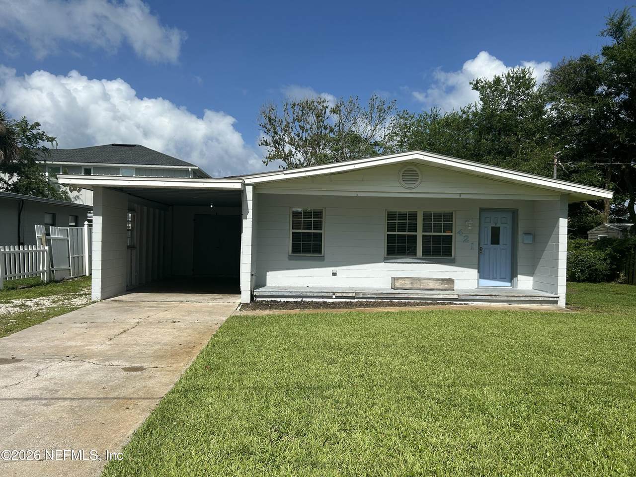421 7TH Street - Photo 1