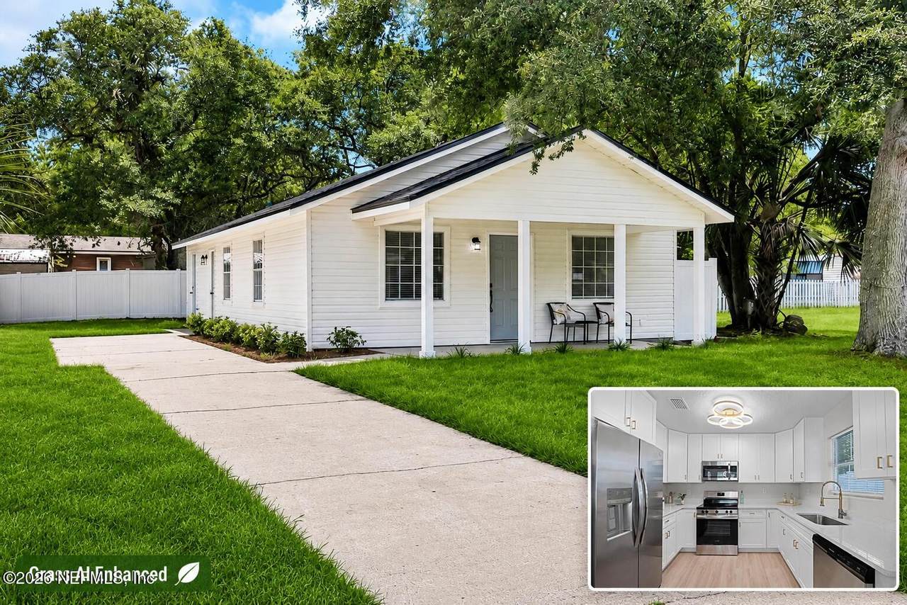 824 10TH Street - Photo 1