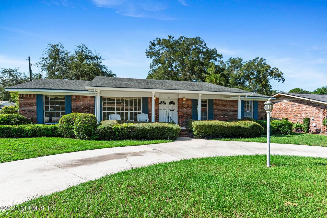 8164 Parkridge Circle - Photo 1