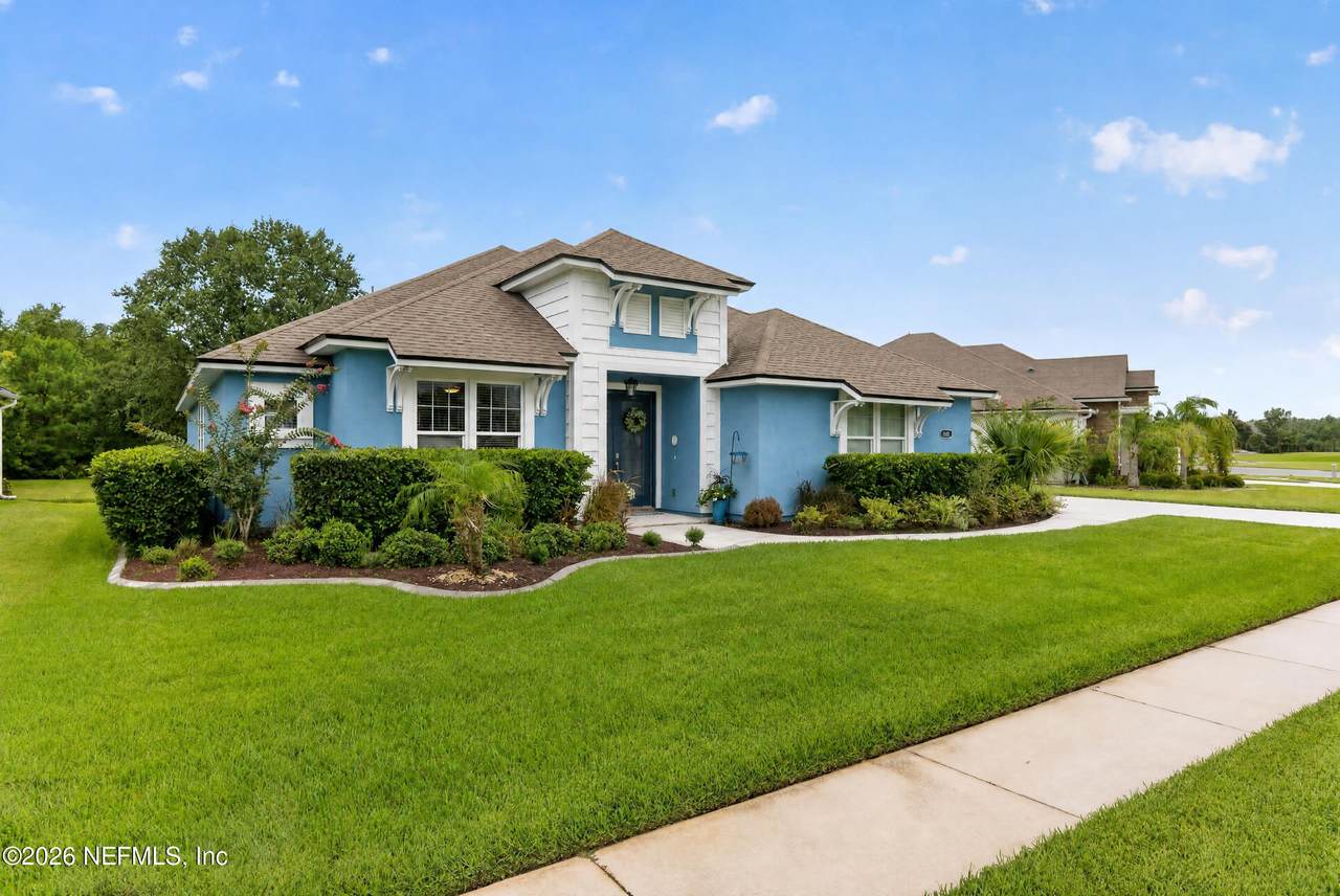 284 Atlanta Drive - Photo 1