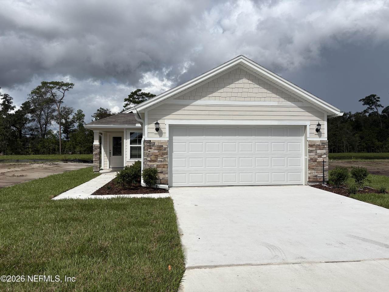 15898 Seaton Hollow Drive - Photo 1