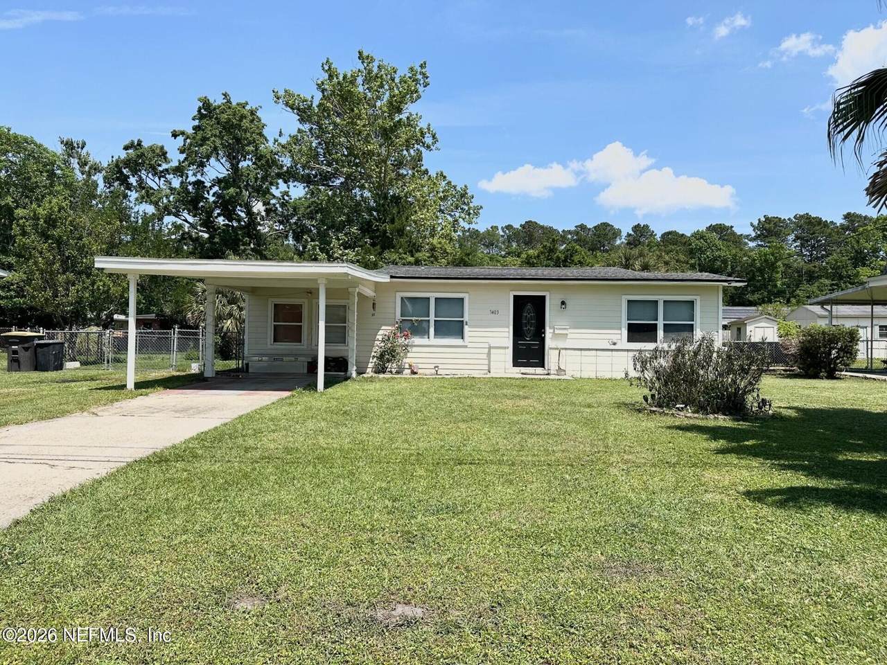 7403 Roslyn Road - Photo 1