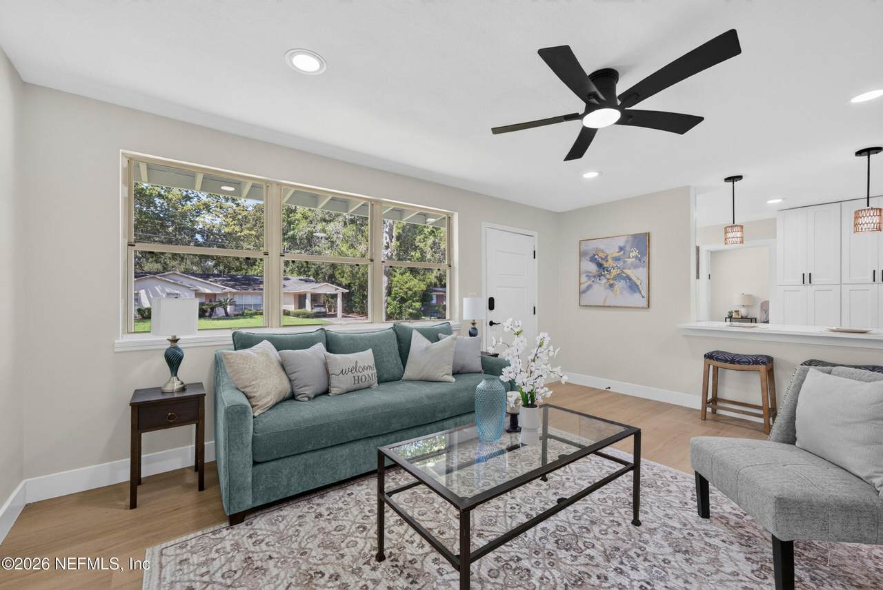 1123 Ovington Road - Photo 1