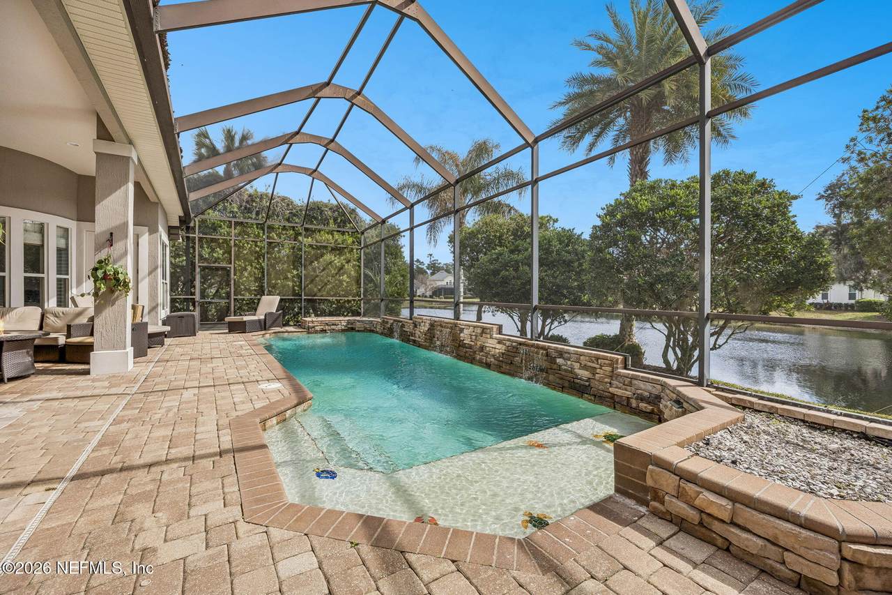 267 Clearwater Drive - Photo 1