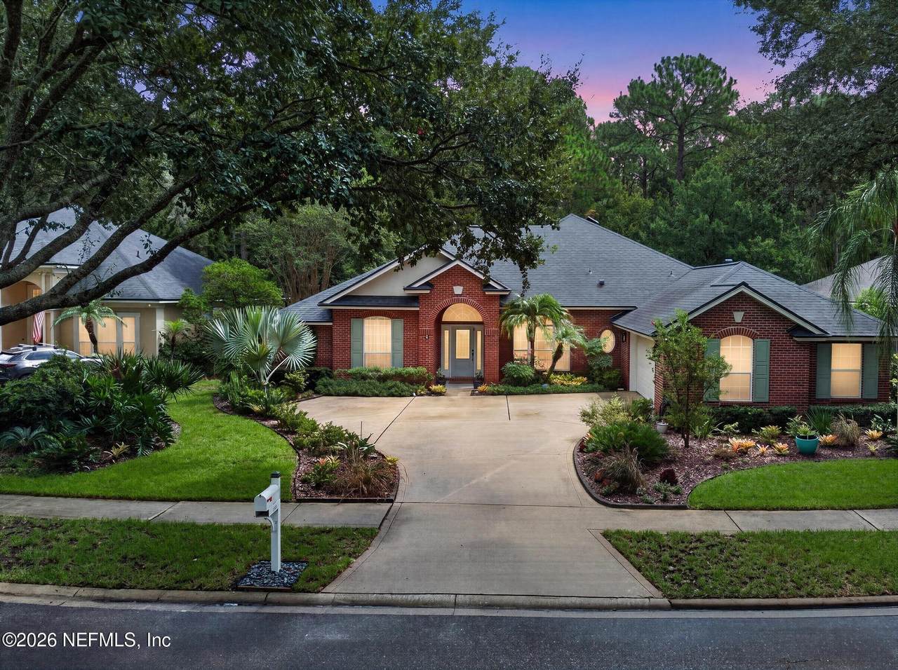 160 Parkside Drive - Photo 1