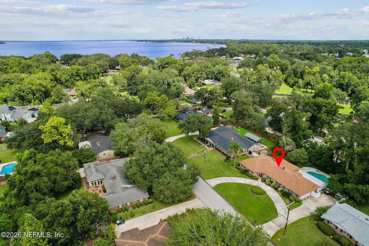 9167 Bay Cove Lane - Photo 1
