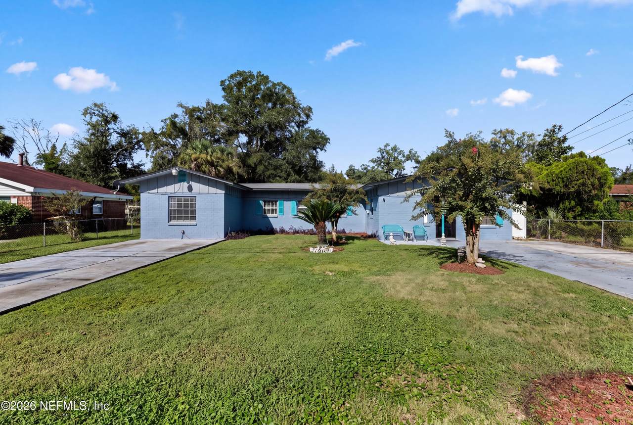 9716 Devonshire Boulevard - Photo 1