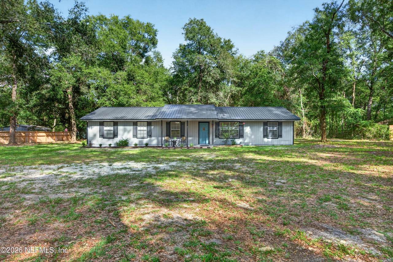 2829 Blackberry Avenue - Photo 1