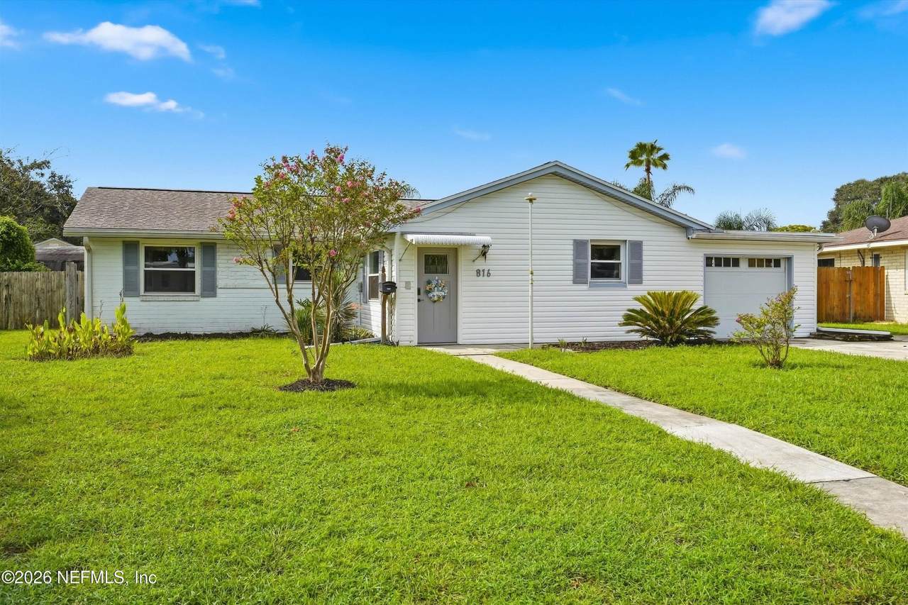 816 16TH Avenue - Photo 1