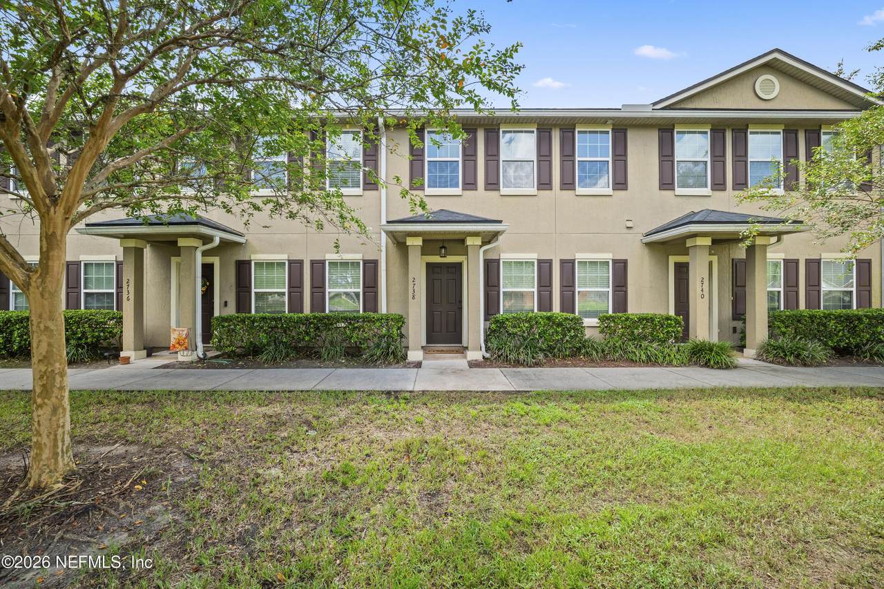 2738 Hollybrook Lane - Photo 1