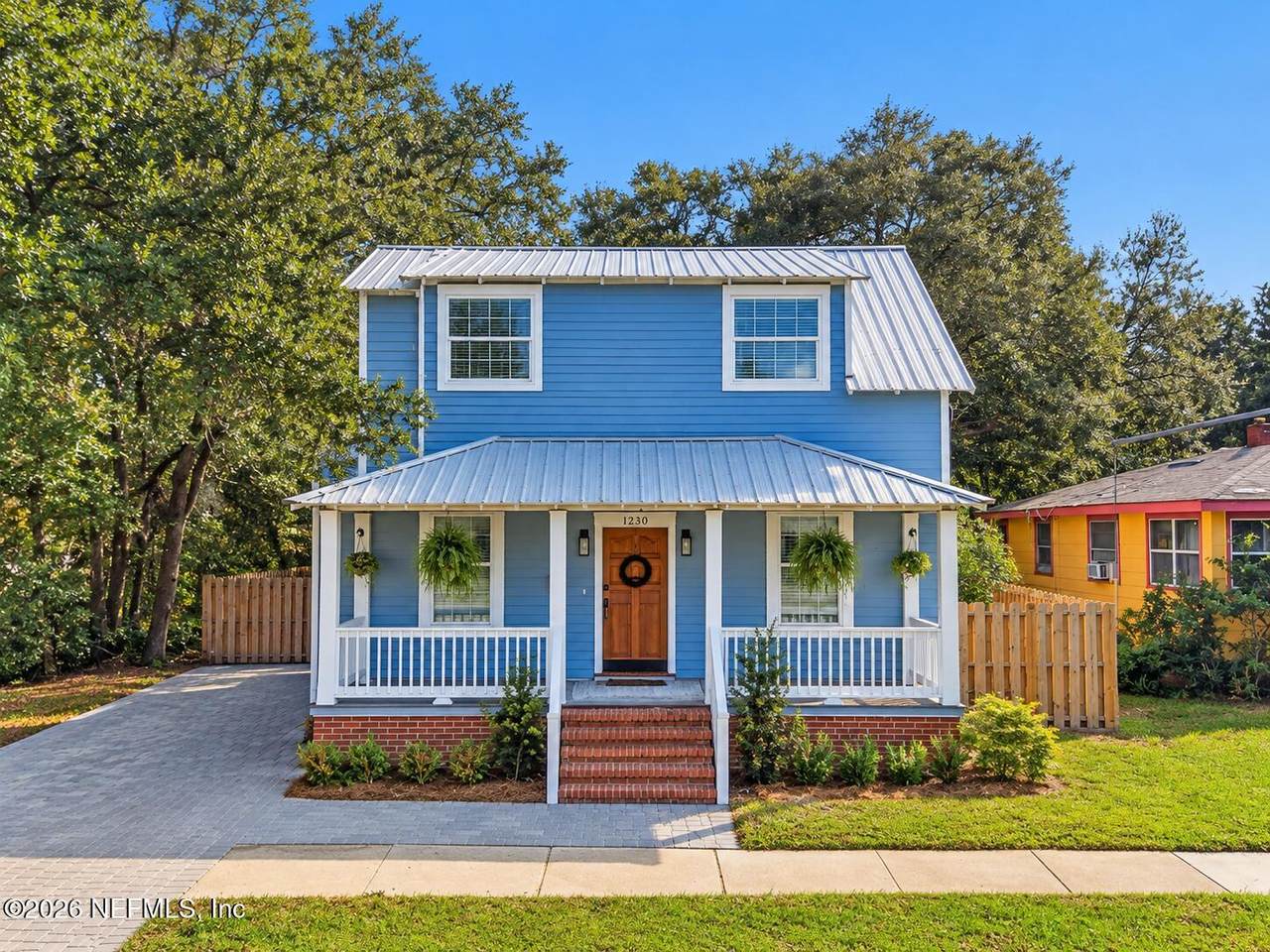 1230 Beech Street - Photo 1