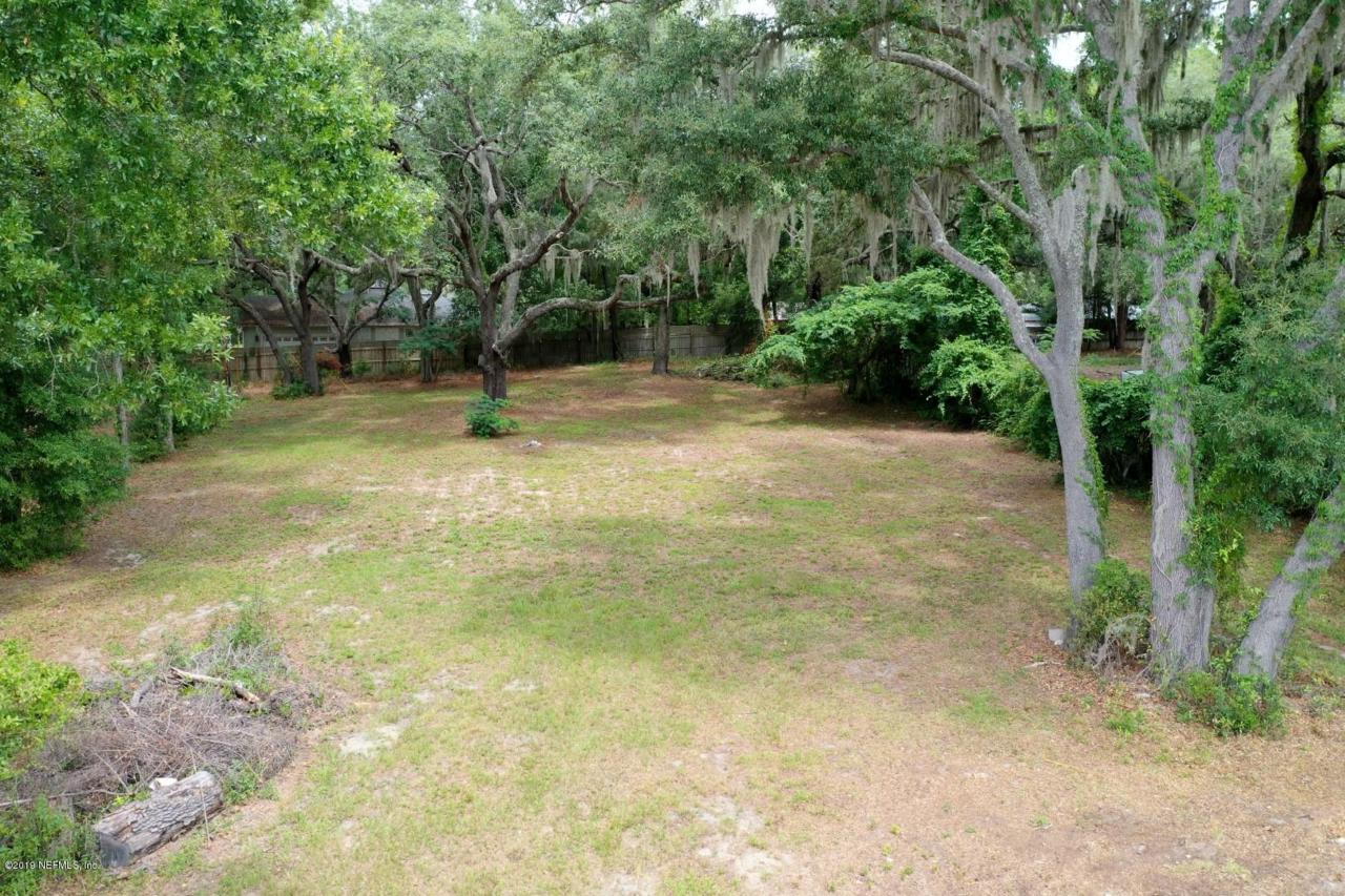 7420 State Road 21 - Photo 1