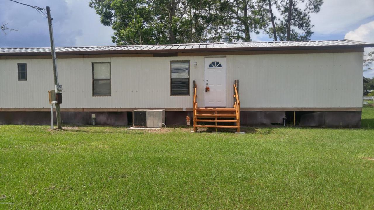 166 Violet Cir - Photo 1