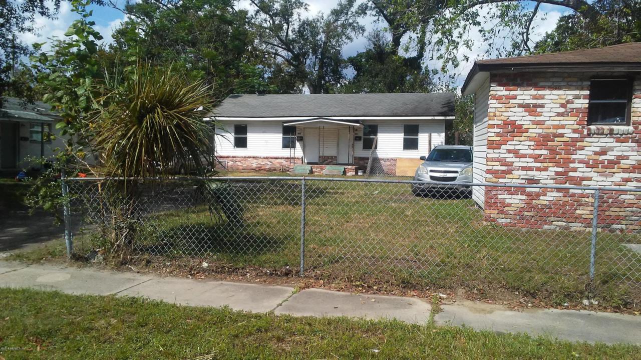 1485 7TH St - Photo 1