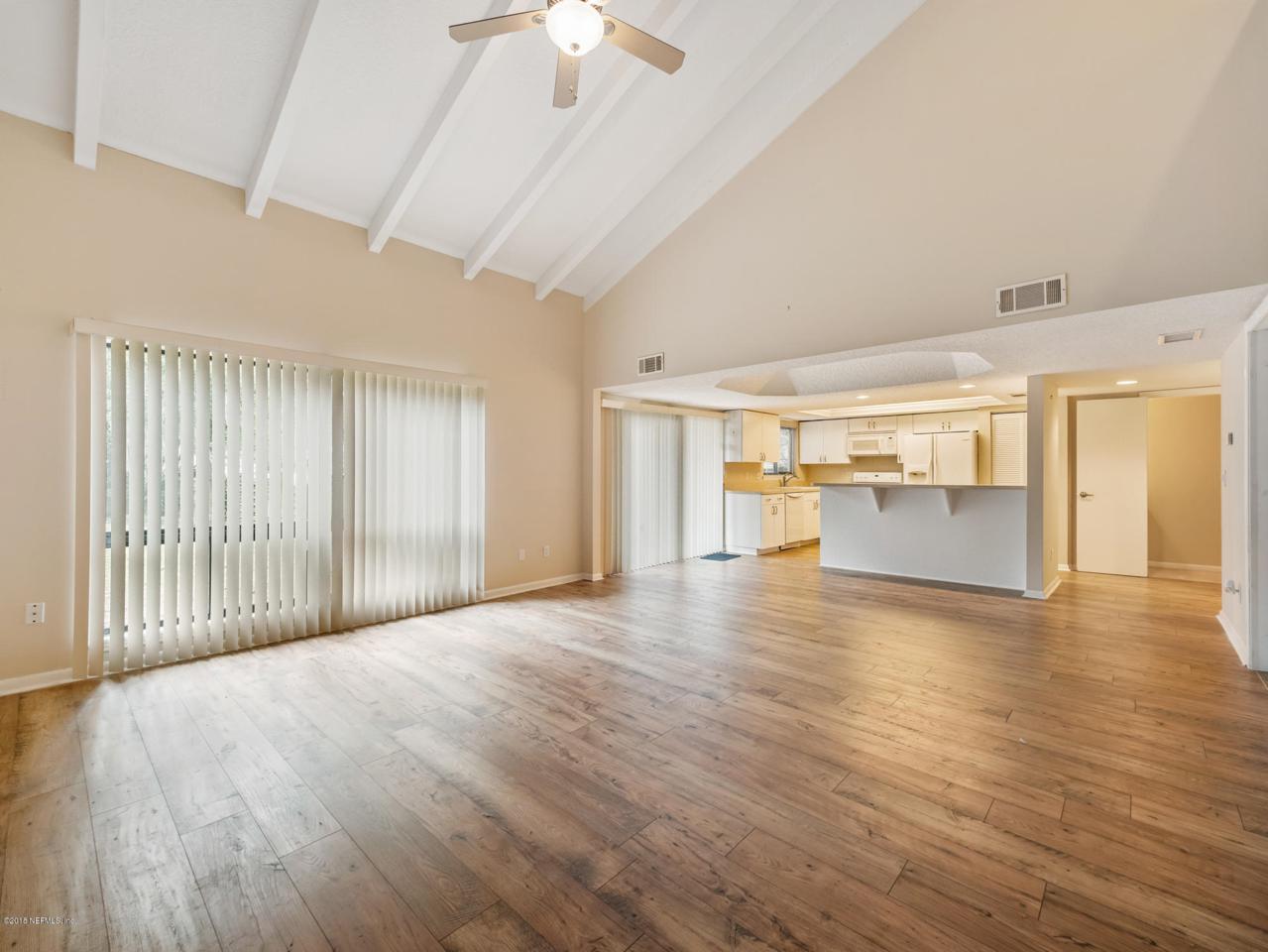 5400 La Moya Ave - Photo 1