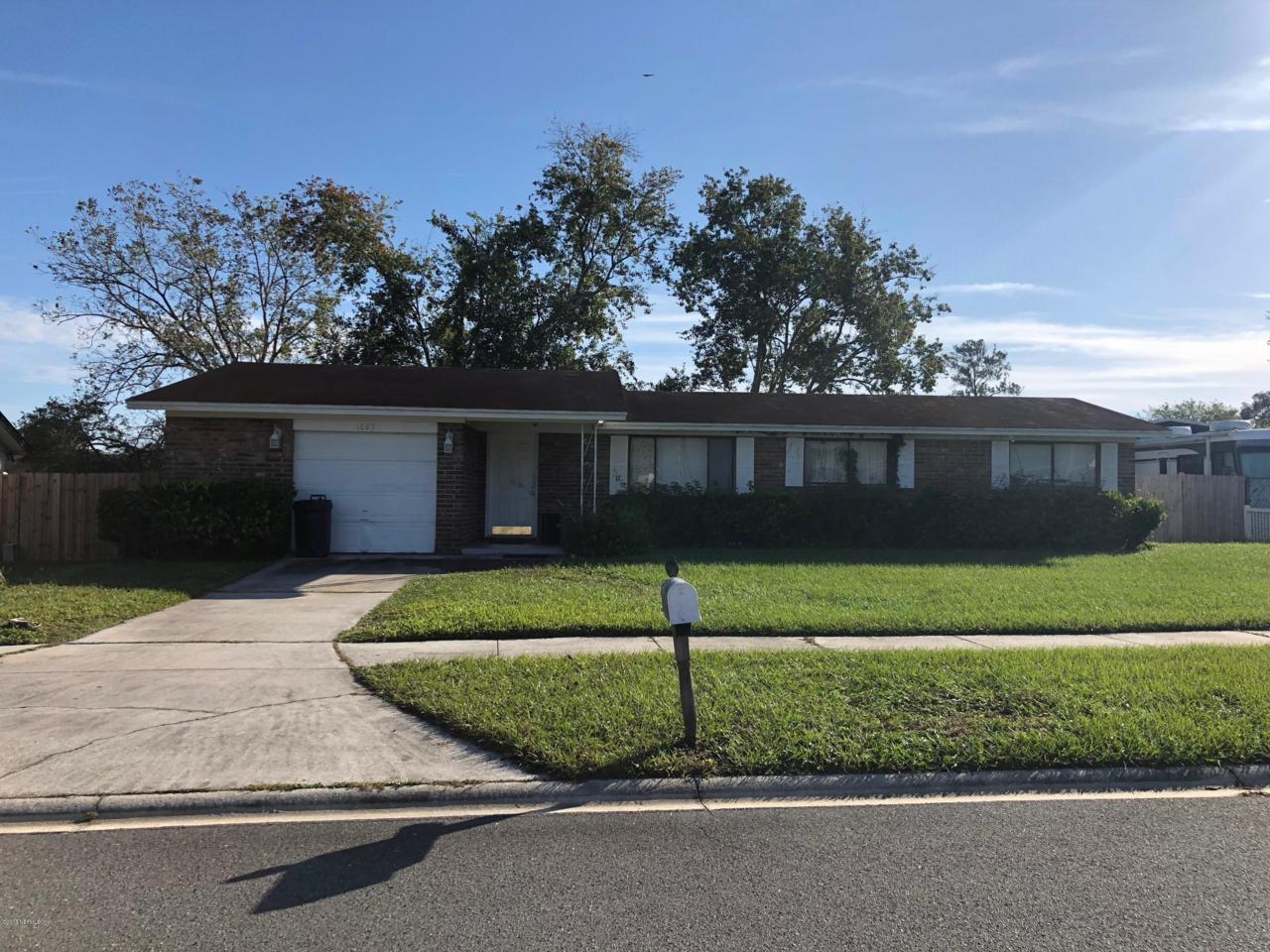 1663 Lavilla Dr - Photo 1