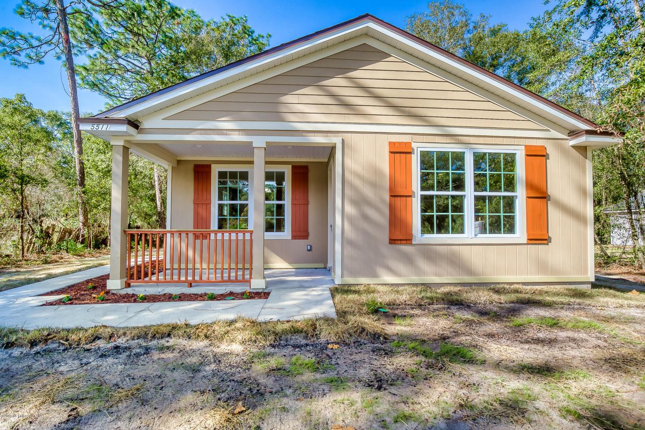 5511 Redpoll Ave - Photo 1