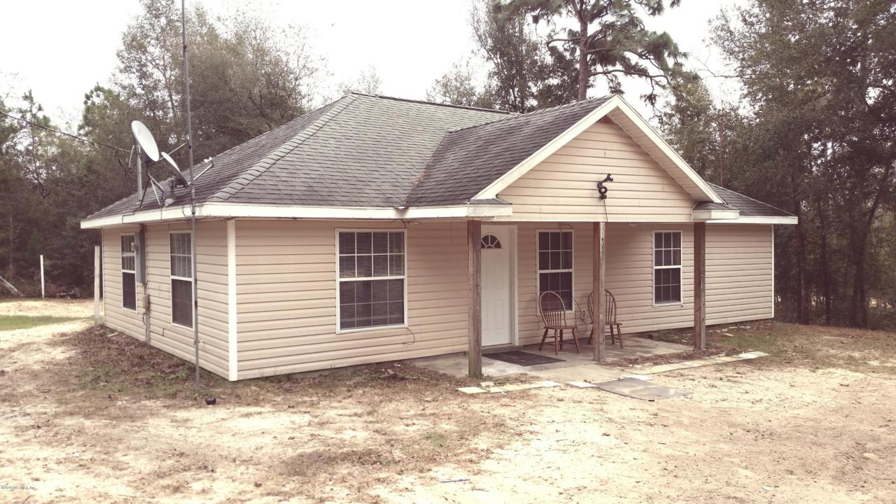 7243 Oxford St - Photo 1