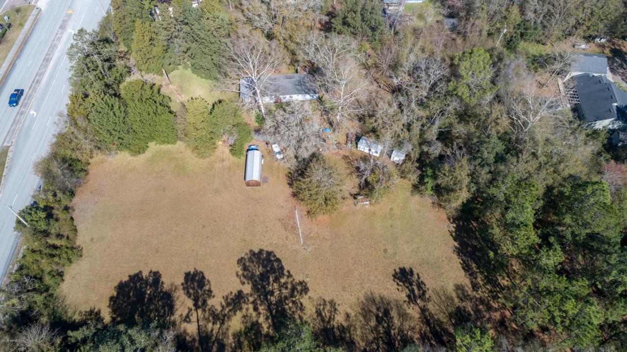 425 College Dr - Photo 1