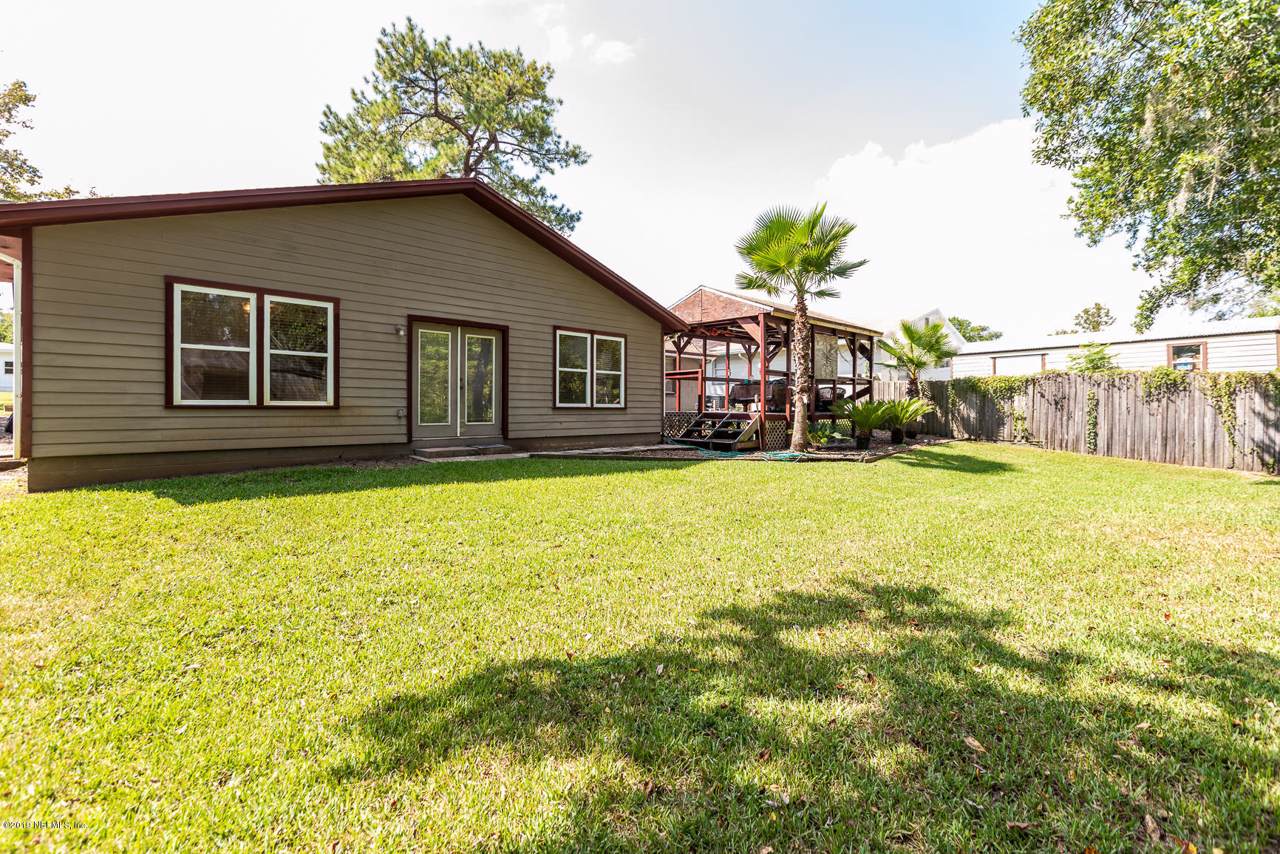 8621 Moss Haven Rd - Photo 1