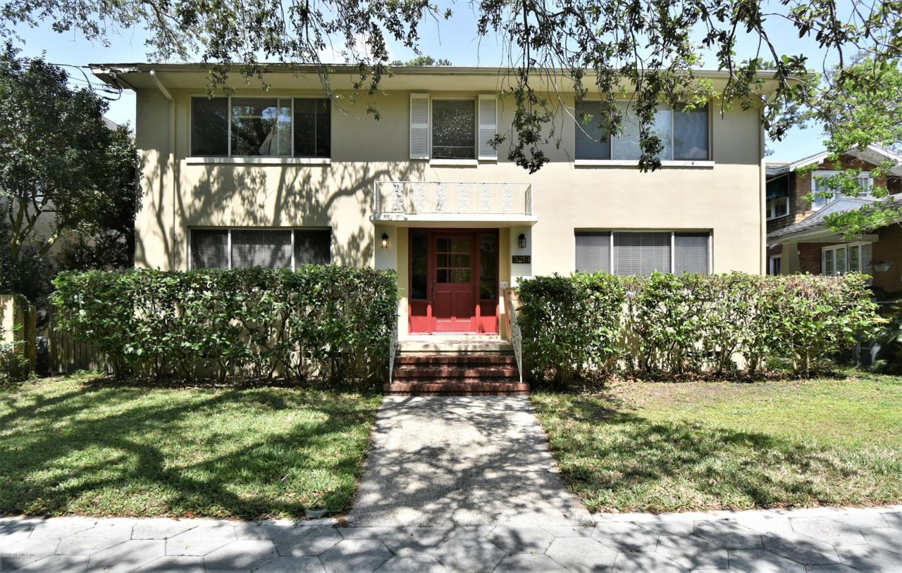 3219 Oak St - Photo 1