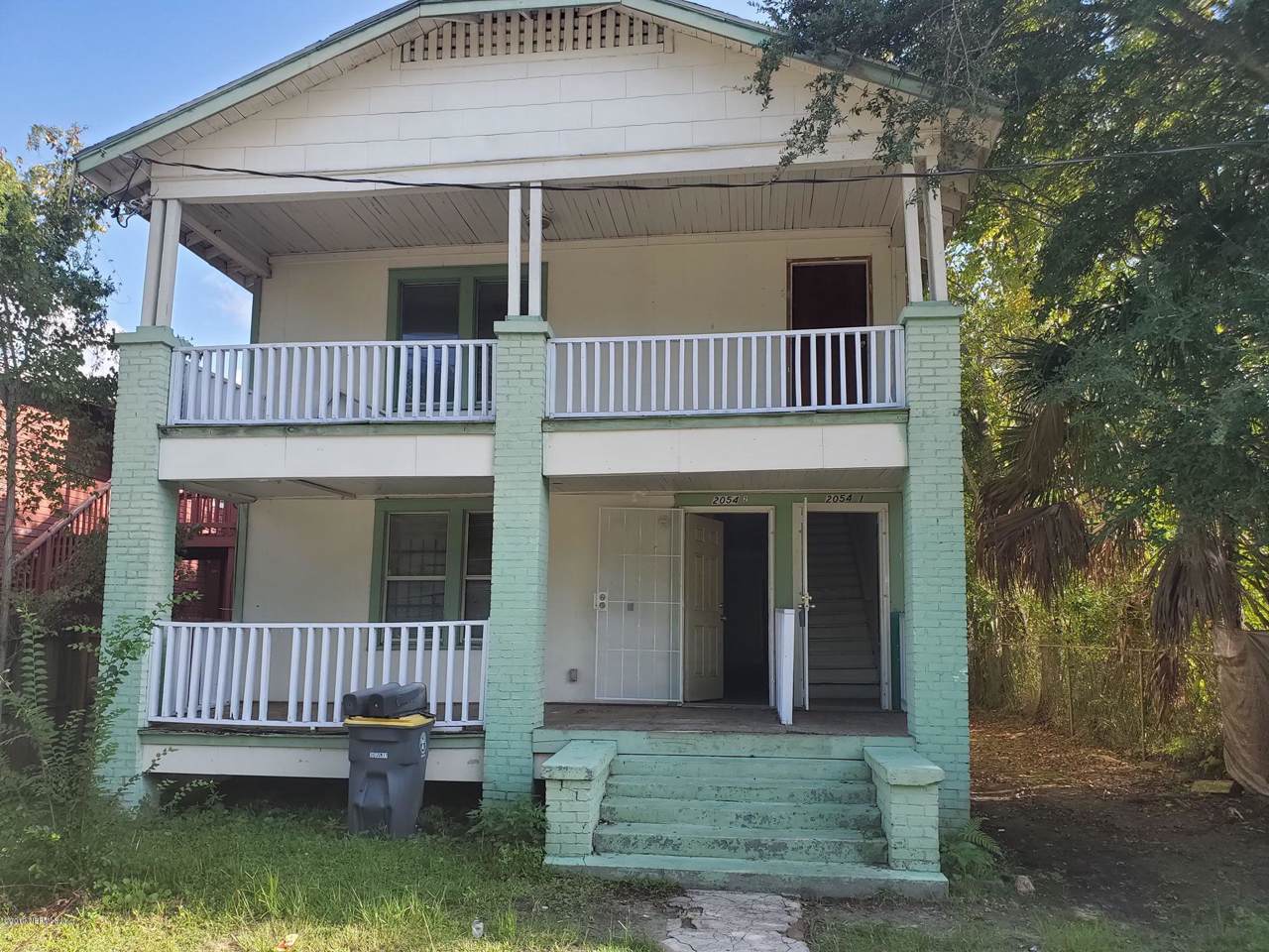 2054 Broadway Ave - Photo 1