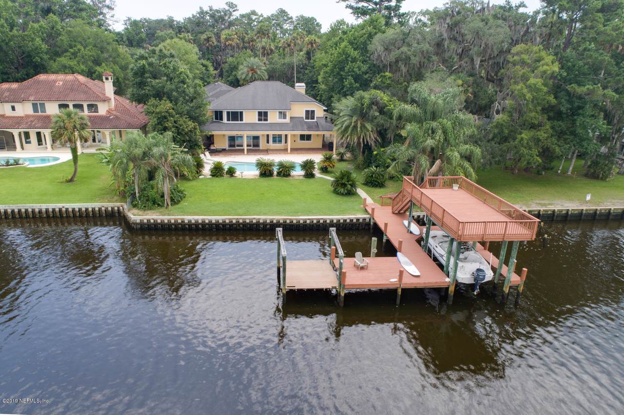 35 Roscoe Blvd - Photo 1