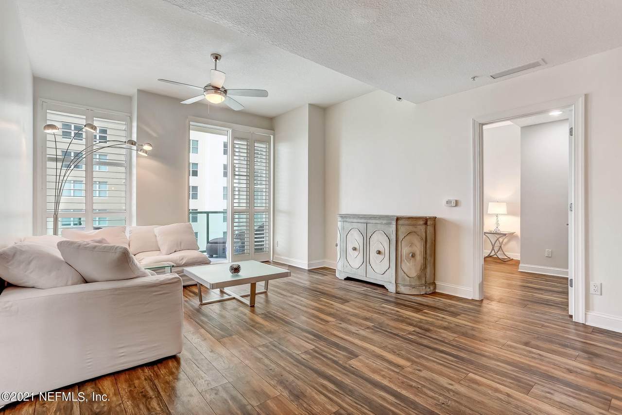 1431 Riverplace Blvd - Photo 1