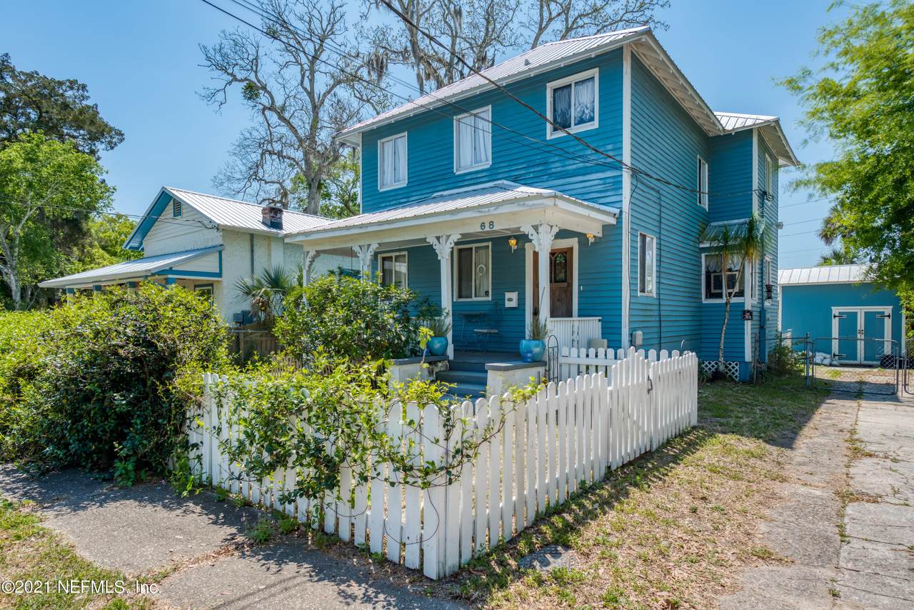 68 Weeden St - Photo 1