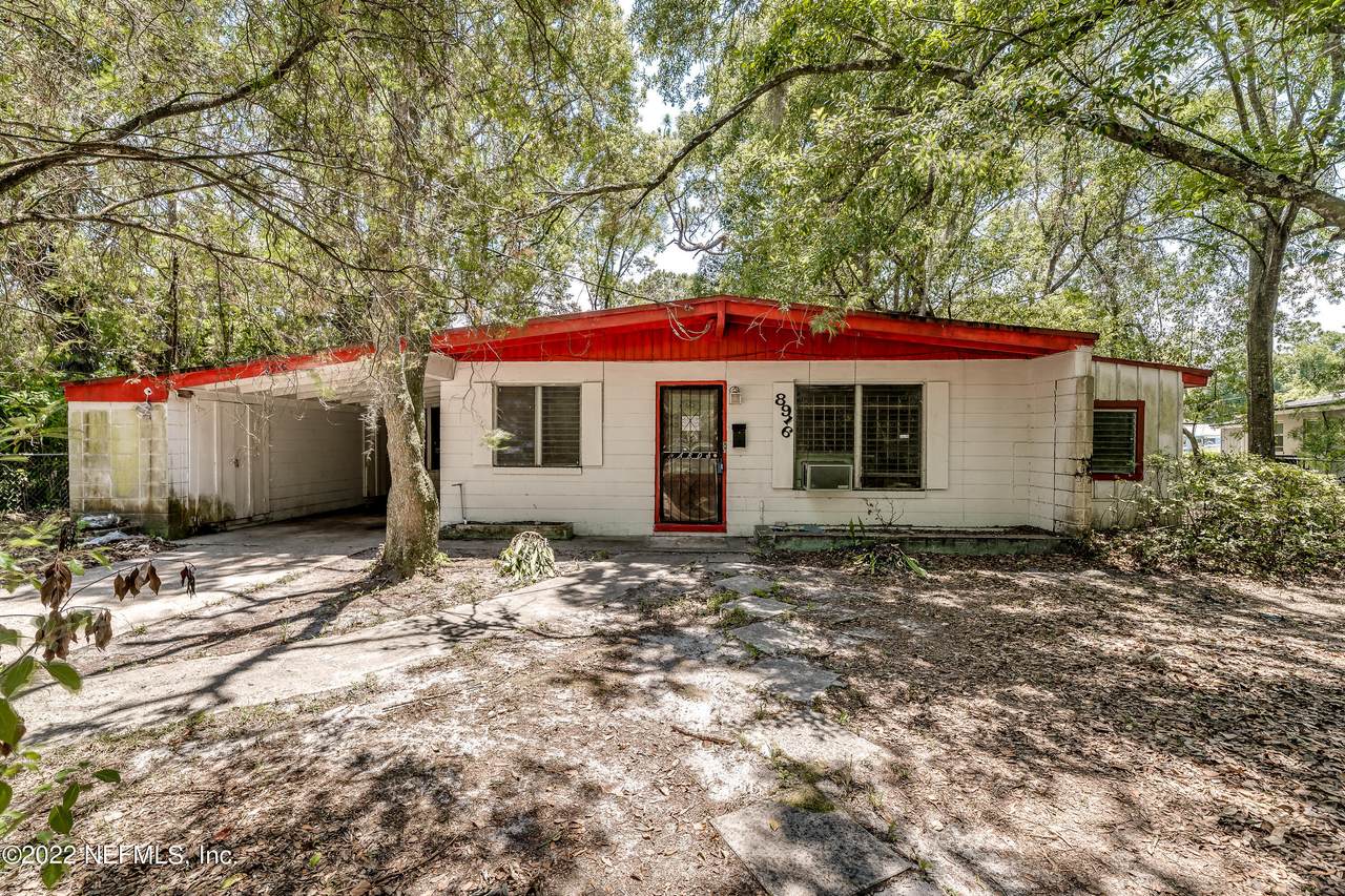 8916 Yeoman Dr - Photo 1