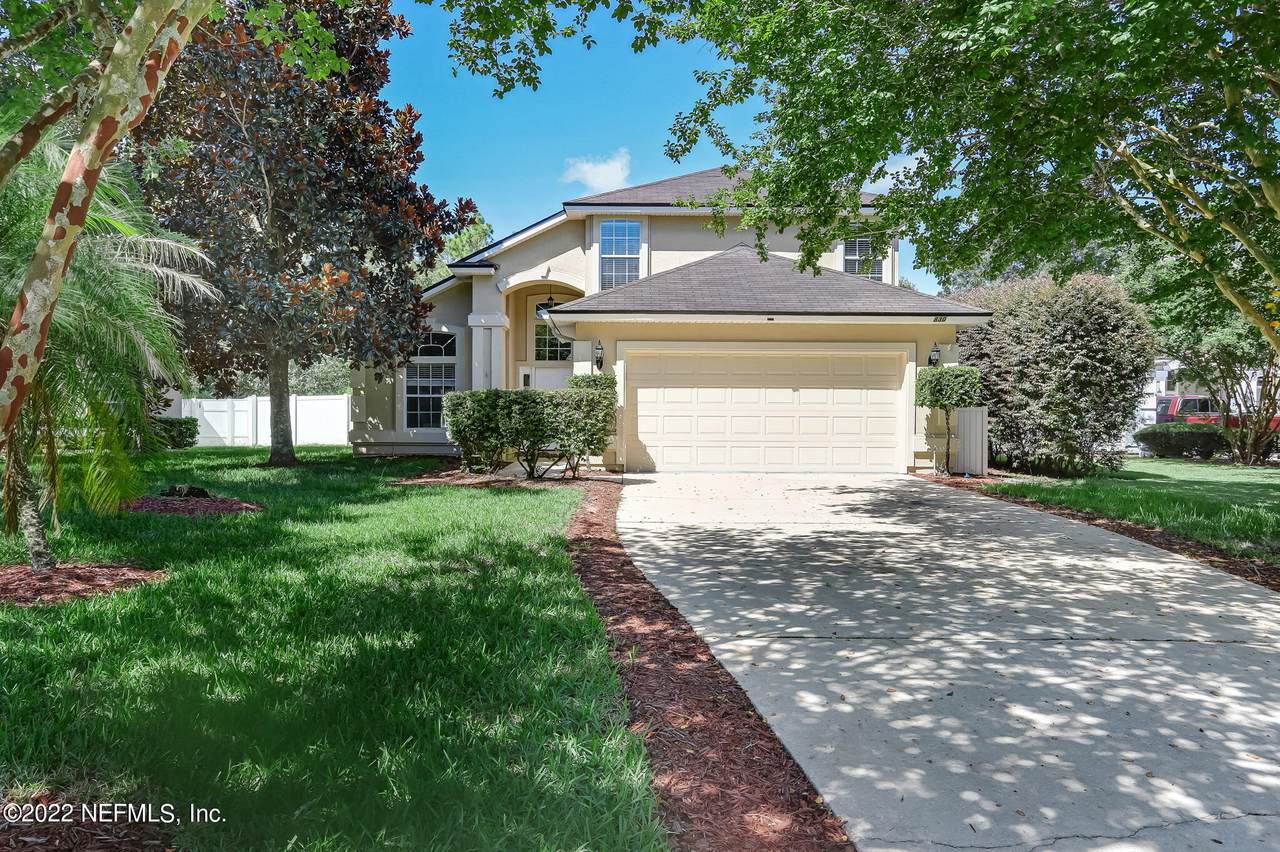 830 Lilac Loop - Photo 1