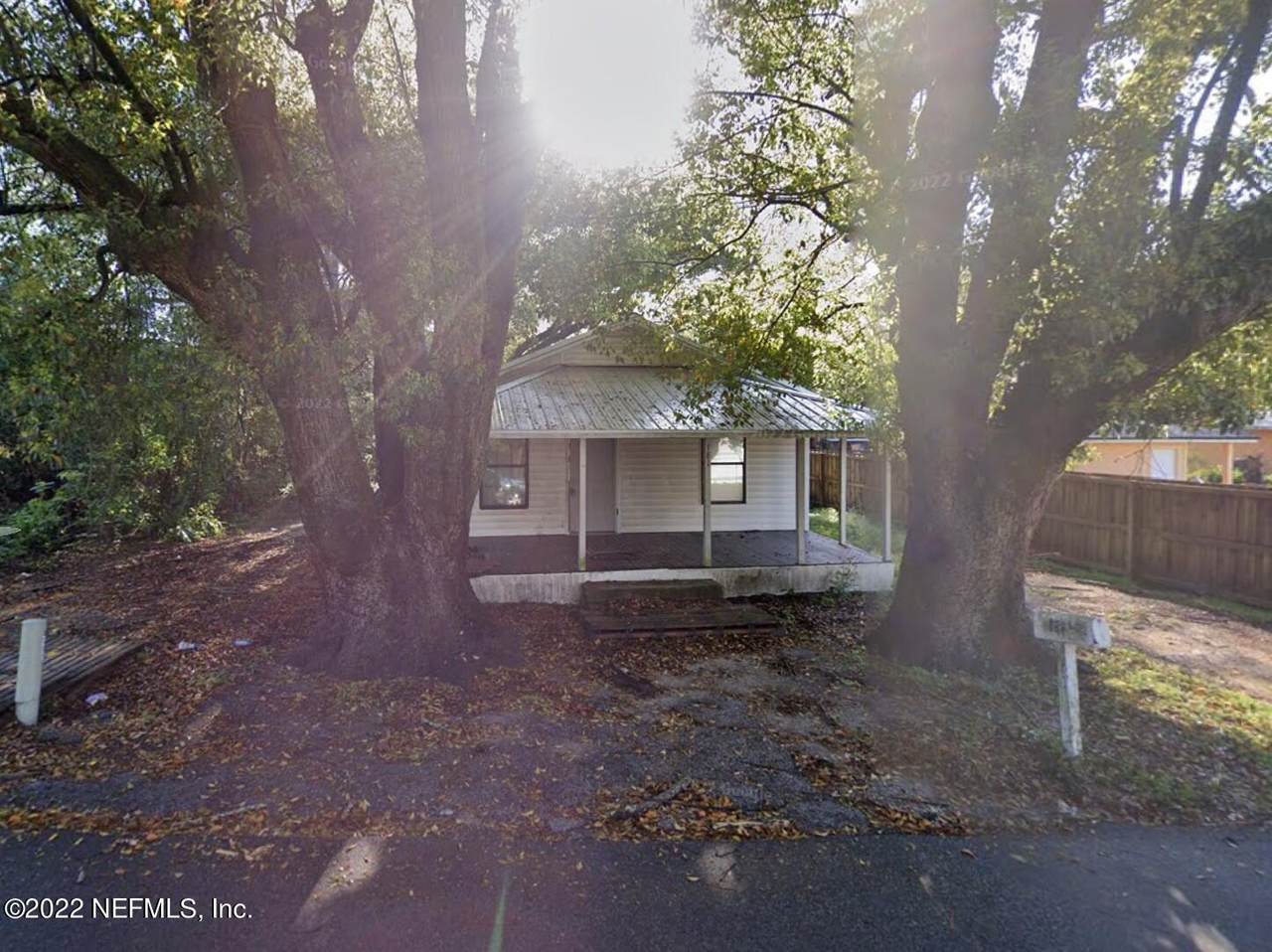 181 Lochlynn Ter - Photo 1