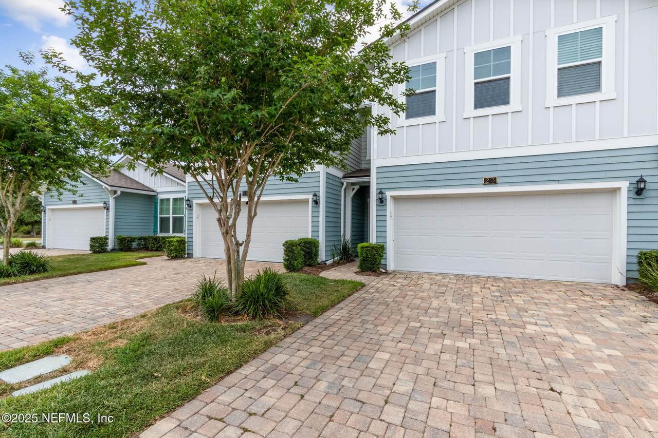 23 Pindo Palm Drive - Photo 1