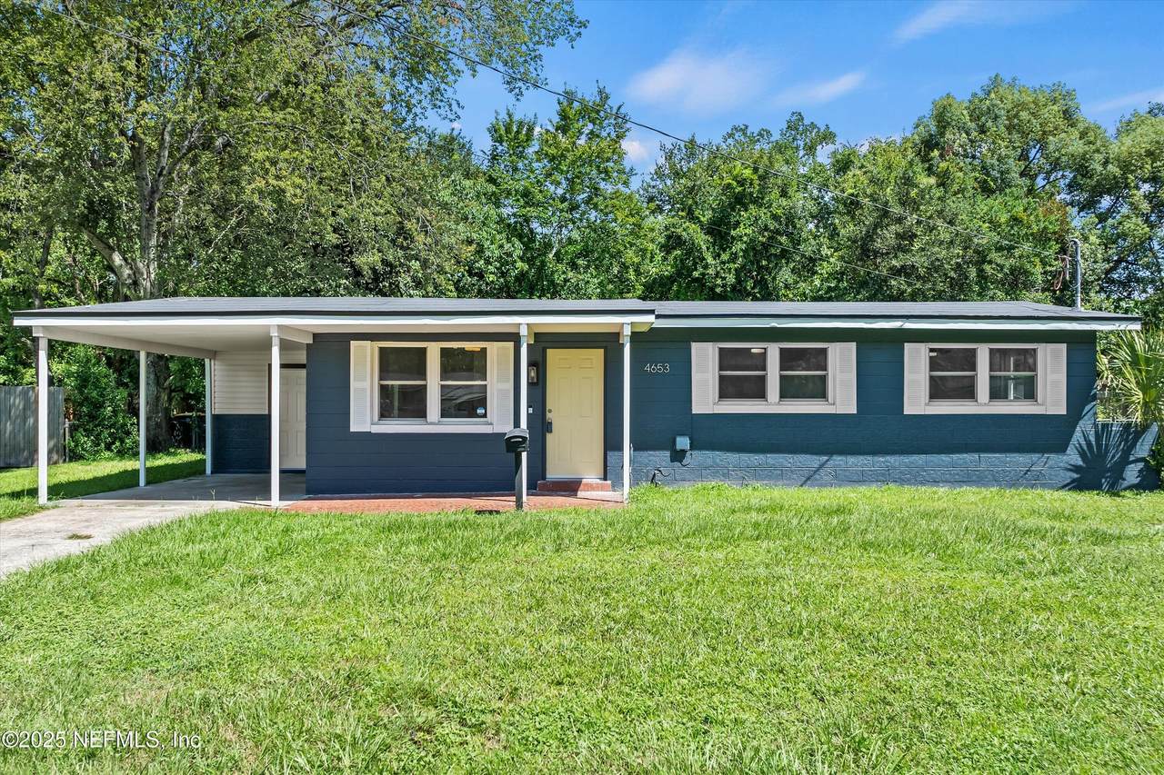 4653 Harlow Boulevard - Photo 1