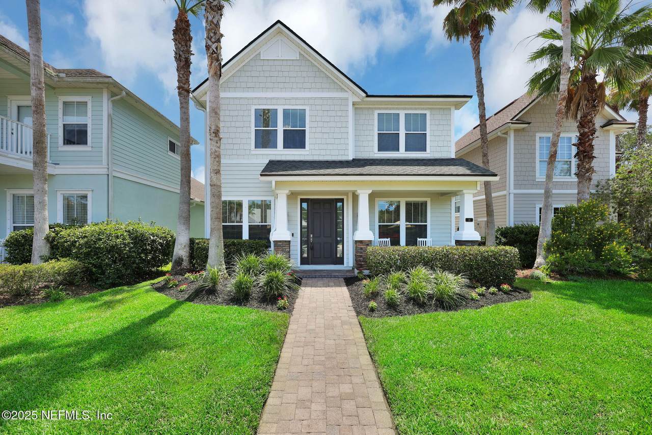 18 Cape Hatteras Drive - Photo 1