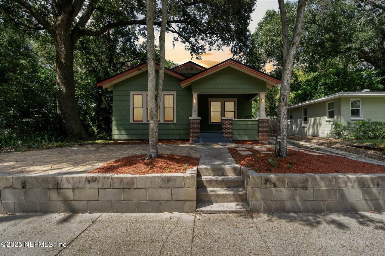 3849 Valencia Road - Photo 1