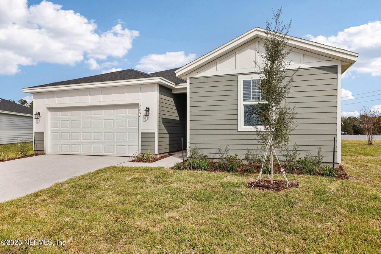 7454 Everett Forest Drive - Photo 1
