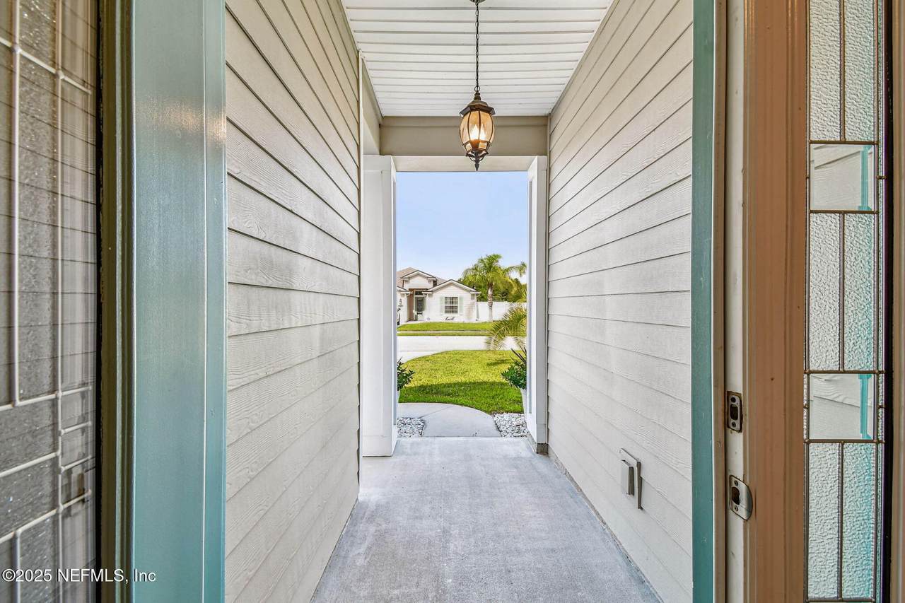 535 Crescent Key Drive - Photo 1