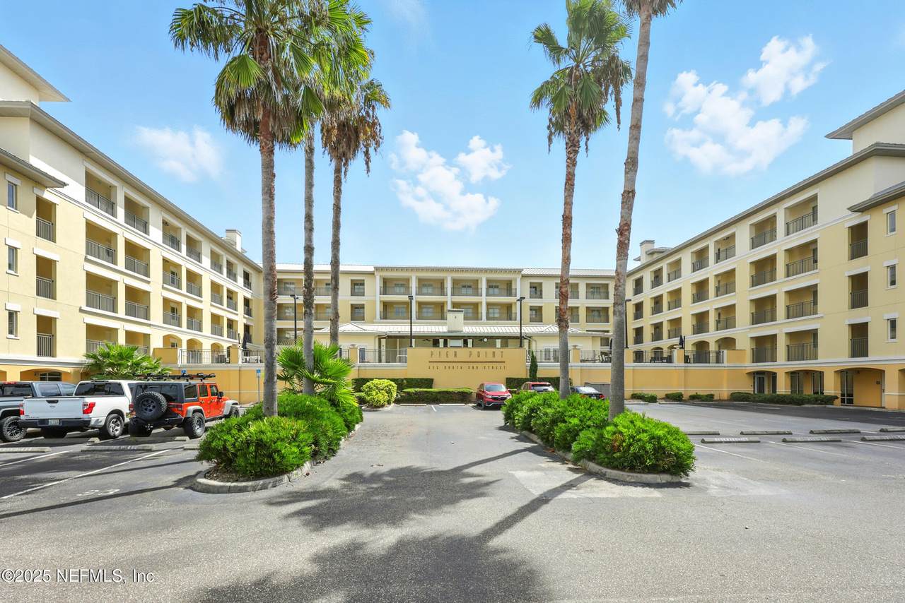 525 3RD Street - Photo 1