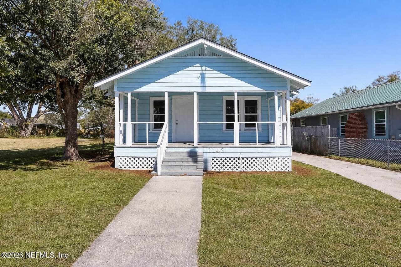 1143 12TH Street - Photo 1