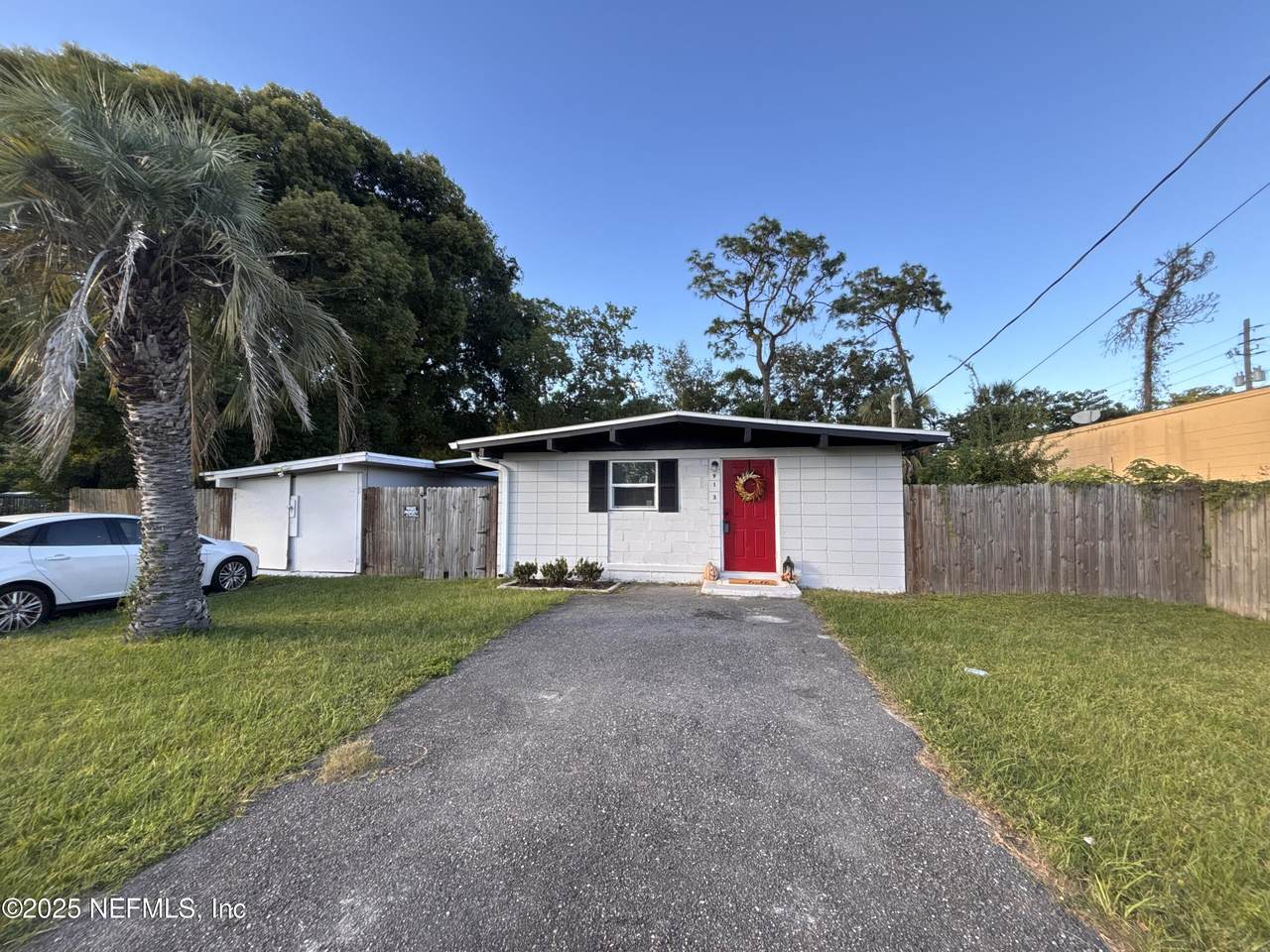 913 De Paul Drive - Photo 1