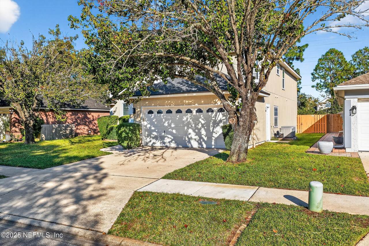 3719 Sea Hawk Street - Photo 1